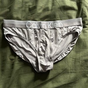 used calvin underwear
